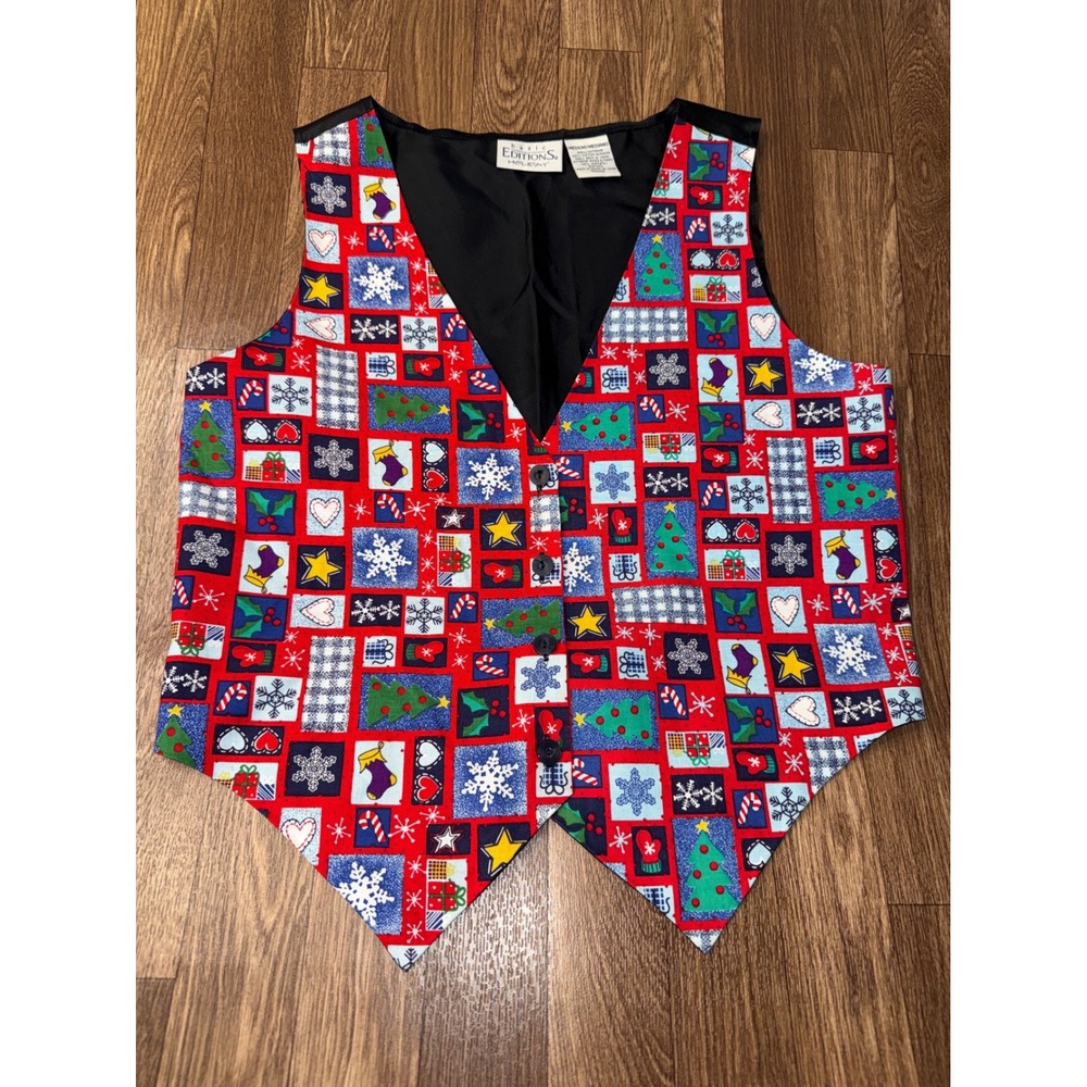 Basic Editions Holiday Christmas Vest Red Patchwork Tree Snowflake Medium